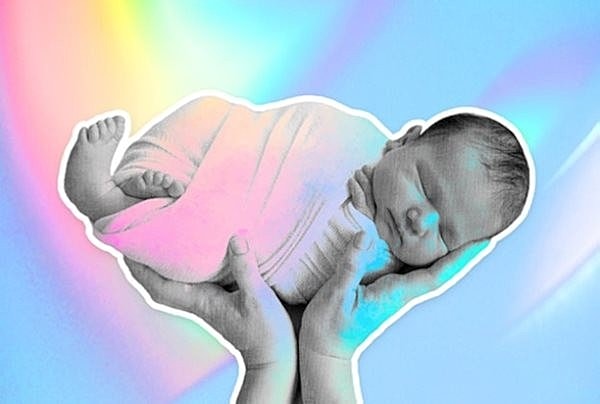 What to Know When Expecting A “Rainbow Baby”